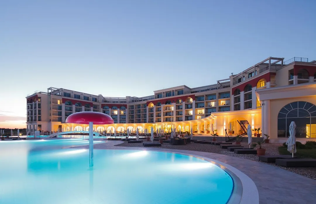Lighthouse Golf & Spa Hotel-1